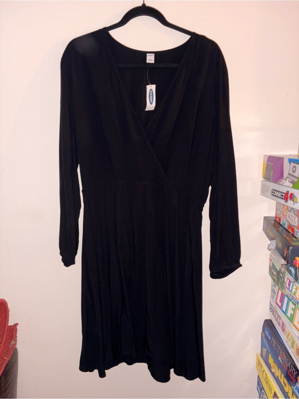 NWT Old Navy Black Long Sleeve V-Neck Dress size large